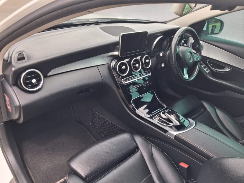 2015 Mercedes Benz C250 AMG Line A/T