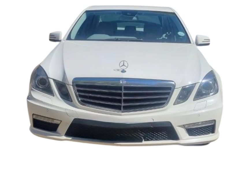 2010 Mercedes Benz E63 AMG