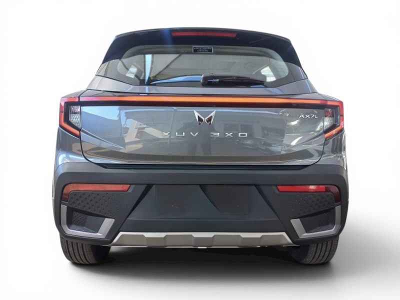 2025 Mahindra XUV 3XO 1.2T