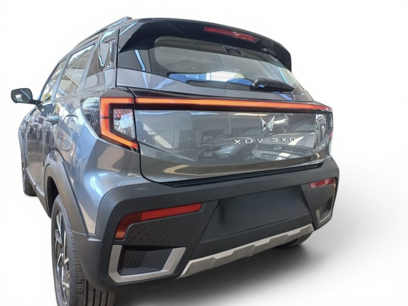 2025 Mahindra XUV 3XO 1.2T