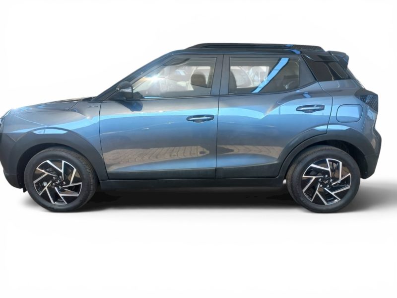 2025 Mahindra XUV 3XO 1.2T